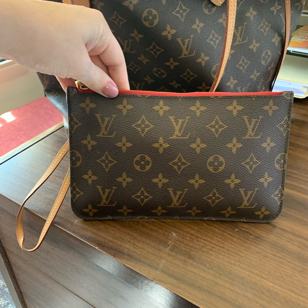 =Louis Vuitton Neverfull MM